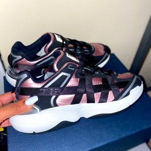 Dior B24 Runtek 'Pink Black'